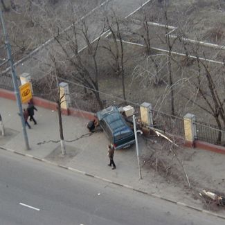 Авария на Красноказарменной улице