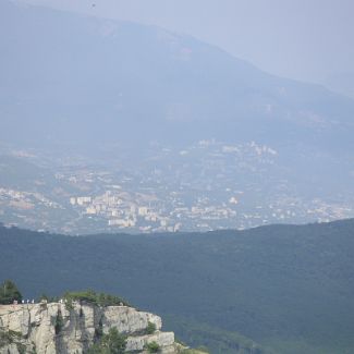 Крым: Вид на Ялту с вершины Ай-Петри