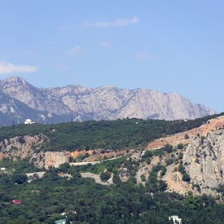 Crimea. Katsiveli. Mt Koshka panorama. Крым. Кацивели. Панорама горы Кошка. В центре виден купол Симеизской обсерватории.