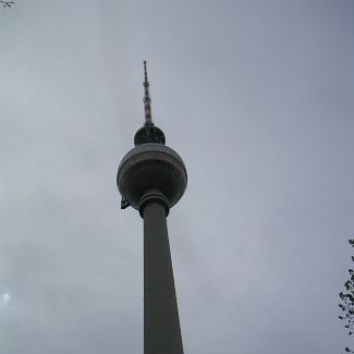 Berliner Fernsehturm Берлинская телебашня