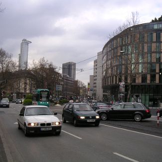 Frankfurt am Main: Baseler Platz