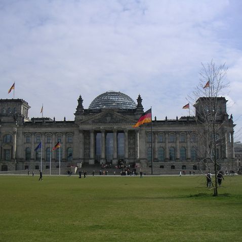 Berlin: Reichstag & Grosser Tiergarten Германия: Берлин: Рейхстаг и Большой Тиргартен