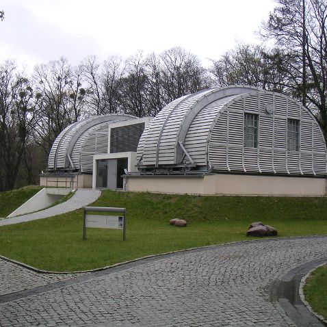 Germany: Babelsberg: Leibniz-Institut für Astrophysik Potsdam Германия: Бранденбург: Обсерватория Потсдамского института Астрофизики в Бабельсберге