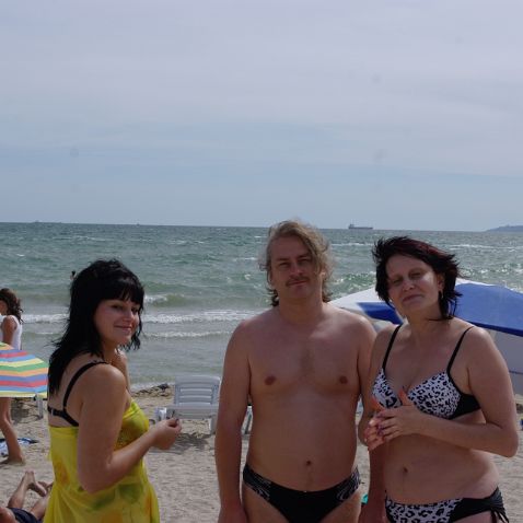 Ukraine: Odessa: Luzanovka beach Family shots