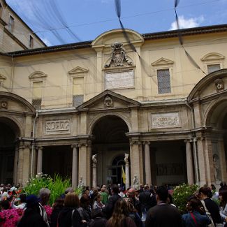 Cortile Ottagono, Vaticano Внутренний дворик дворца Бельведер в Ватикане