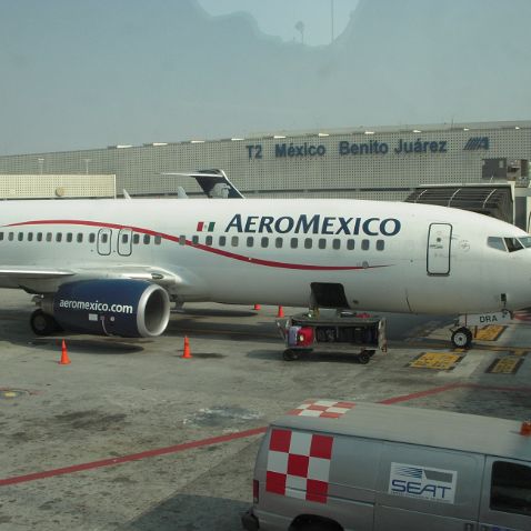 Mexico: Flight from MEX to CUN