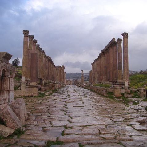 Jordan: Jerash Руины античного города Гераса в современном Иорданском городе Джераш очень хорошо сохранились. От Аммана всего около...