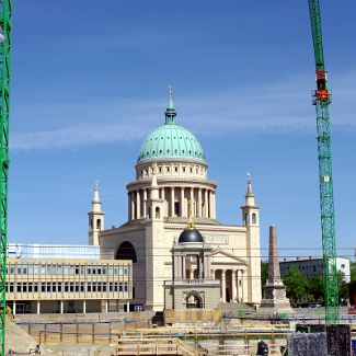 St. Nikolaikirche & Altes Rathaus Potsdam Потсдам: Церковь св. Николая и старая ратуша