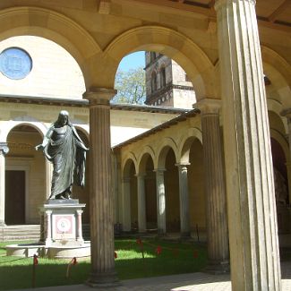 Friedenskirche Внутренний дворик Фриденскирхе