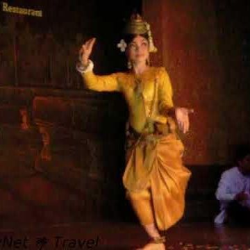 Apsara Dance at Angkor Mondial Restaurant, Siem Reap, Cambodia // AndyNet Travel Традиционный кхмерский балет: танцы Апсар в ресторане Angkor Mondial в Сием Рипе, КамбоджаПОМОЩЬ КАНАЛУ:🔴 YooMoney:...