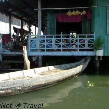 Kampong Phluk Floating Village on Tonlé Sap lake, Cambodia // AndyNet Travel Плавучая деревня Плук на озере Тонлесап в КамбоджеВ переводе с Кхмерского языка Плук означает Гавань бивнейТе же места в...