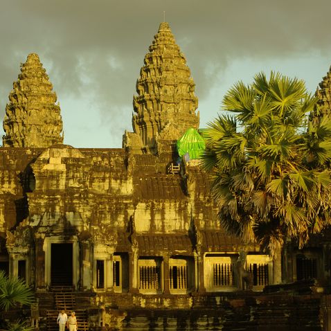 Angkor Wat, Cambodia Ангкор-Ват - храмовый комплекс в честь бога Вишну // អង្គរវត្ត