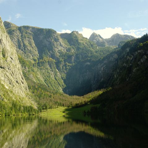 Lake Obersee Germany: Bavaria: Walking to lake Obersee Германия: Бавария: Прогулка к озеру Obersee