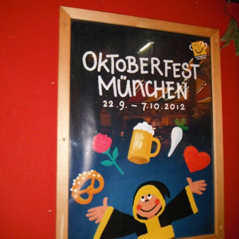 Germany: Bavaria: Oktoberfest in Munchen (Октоберфест в Мюнхене)