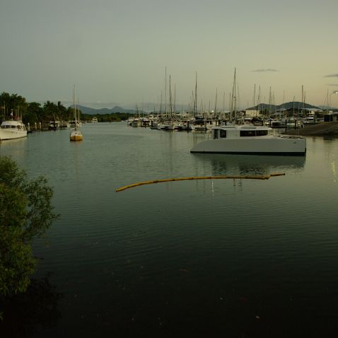 Australia: Queensland: Palm Cove, Kewarra Beach, Trinity Beach & Moon river Австралия: Палм-Ков, Кьюарра-Бич, Тринити-Бич и Мун Ривер - прибрежные пригородные пляжи Кернса в Квинсленде