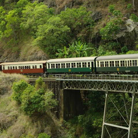 Australia: Queensland: Kuranda Scenic Railway: Freshwater to Kuranda Австралия: Квинсленд: Железная дорога Kuranda Scenic Railway, от станции Freshwater до станции Kuranda