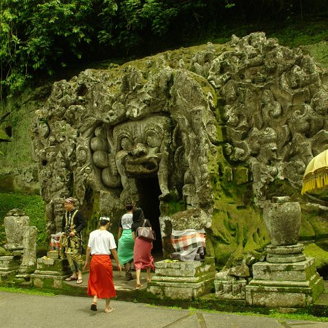 Indonesia: Bali island: Elephant Cave Temple (Pura Goa Gajah)