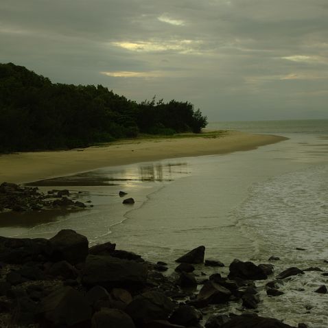 Australia: Queensland: Coral Sea coast