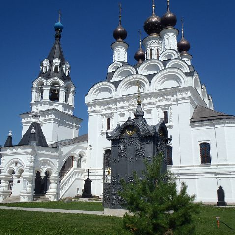 Russia: Murom: Holy Trinity & Holy Annunciation Monastery Муром: Свято-Троицкий и Свято-Благовещенский монастыри