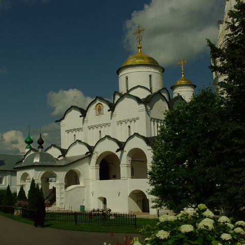 Russia: Vladimir oblast: Suzdal: Holy Protection Monastery Суздаль: Свято-Покровский монастырь