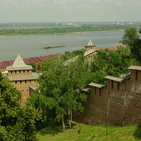 Russia: Nizhny Novgorod: Walk along the Kremlin wall Прогулка по стене Нижегородского Кремля