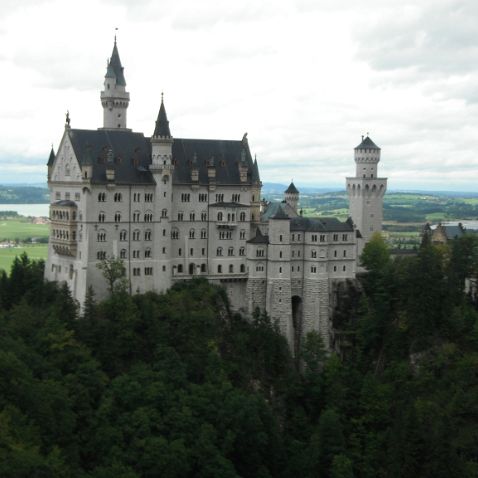 Germany: Bavaria: Ostallgäu: Neuschwanstein Castle (Schloss Neuschwanstein)