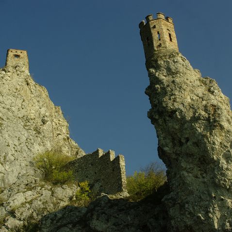 Slovakia: Bratislava: Devín Castle ruins (развалины замка Девин в Братиславе)