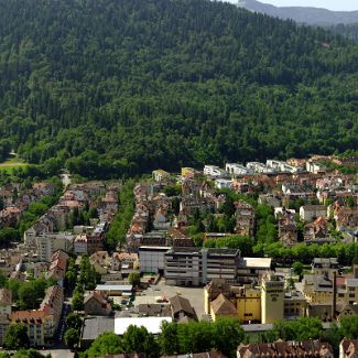 Panorama of Freiburg im Breisgau В центре на переднем плане видна пивоварня GANTER