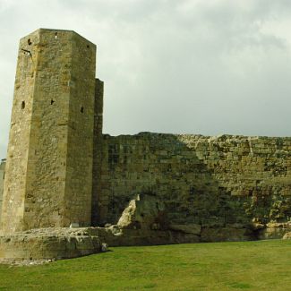 Torre de les Monges Башня Монахинь