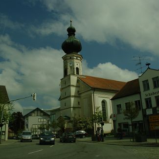 Pfarrkirche Pauli Bekehrung Oberbayern: Pfarrkirche Pauli Bekehrung in Taufkirchen (Vils)