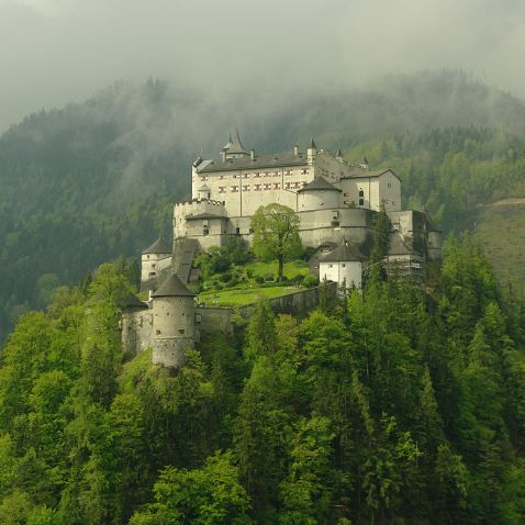 Festung Hohenwerfen Österreich: Land Salzburg: Festung Hohenwerfen | Австрия: Земля Зальцбург: Замок Хоэнверфен