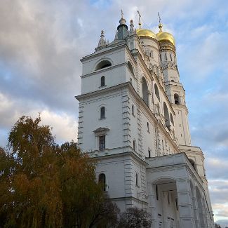 Успенская звонница Московского Кремля