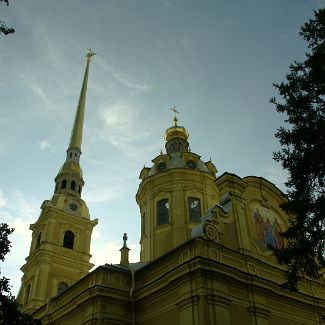 Собор во имя первоверховных апостолов Петра и Павла