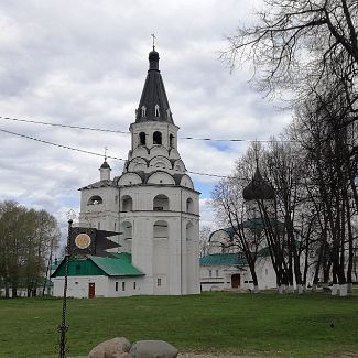 Распятская церковь-колокольня