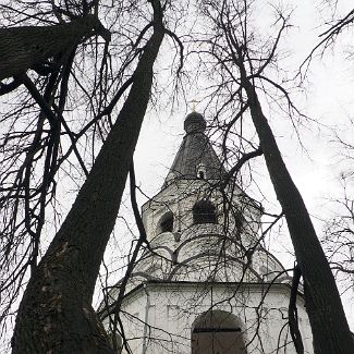 Распятская церковь-колокольня в Александровской Слободе