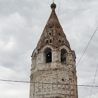 Шатровая колокольня Михаило-Архангельского собора в Юрьеве-Польском