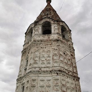 Шатровая колокольня Михаило-Архангельского собора в Юрьеве-Польском