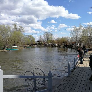 Река Трубеж у места её впадения в Плещеево Озеро