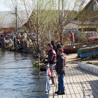 Рыбаки на реке Трубеж, Переславль-Залесский