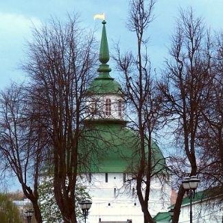 Пятницкая башня Троице-Сергиевой лавры