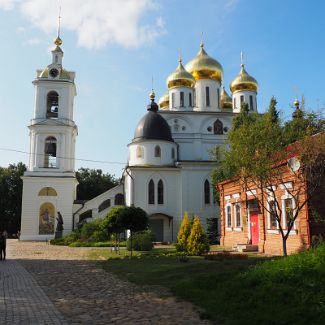 Кафедральный собор Успения Пресвятой Богородицы в Дмитровском Кремле