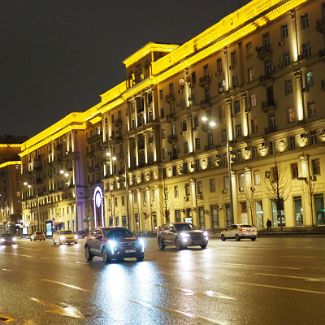 Садовая-Черногрязская улица в Москве