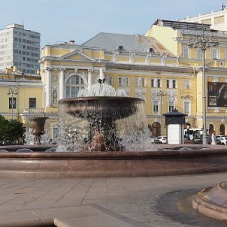 Фонтан на Театральной площади, Москва