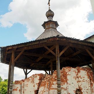 Колокольня с храмом в честь иконы Матери Божией 