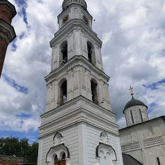 Колокольня Воскресенского собора Волоколамского кремля