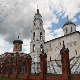 Никольский и Воскресенский соборы Волоколамского кремля