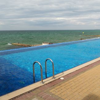 Бассейн Buddha Beach