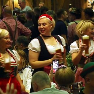 Oktoberfest in der Paulaner Bräuhaus in Moskau