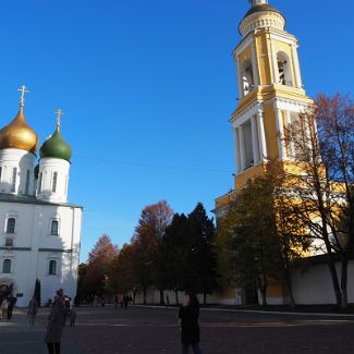 Успенский кафедральный собор и колокольня Троицкого монастыря