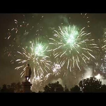 Physicist Day 2023 firework at Moscow State University